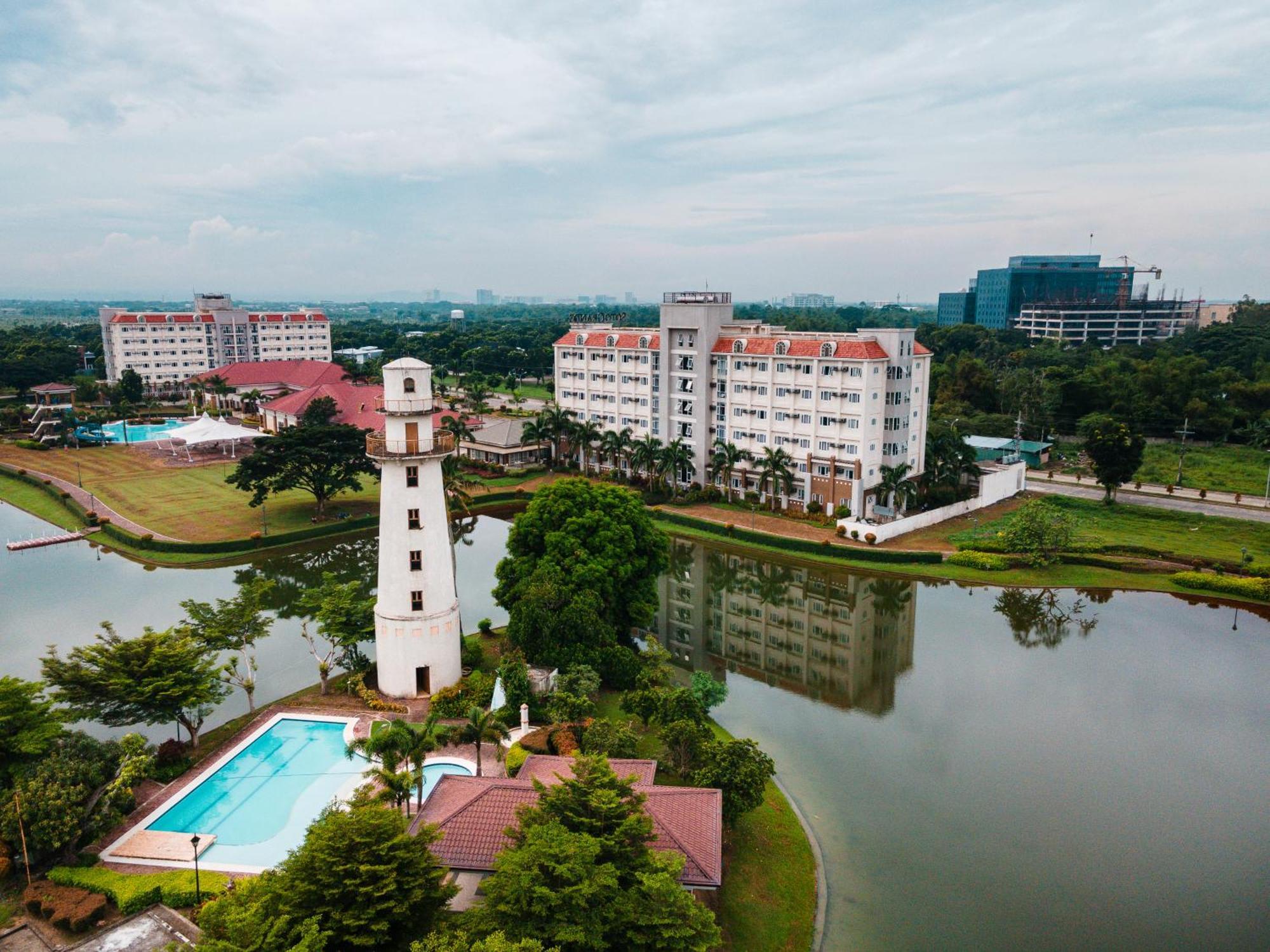 Sotogrande Iloilo Hotel Exteriör bild